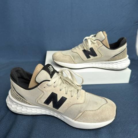 New Balance Fresh Foam X70 Womens Size 8.5 Cream Cheetah Running Shoes Sneakers