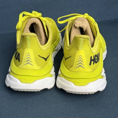 Hoka One One Clifton Edge Mens Size 9 Yellow Athletic Running Shoes Sneakers photo 3