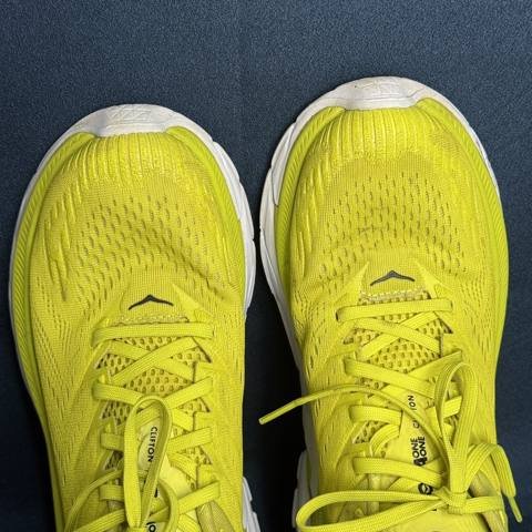 Hoka One One Clifton Edge Mens Size 9 Yellow Athletic Running Shoes Sneakers photo 5