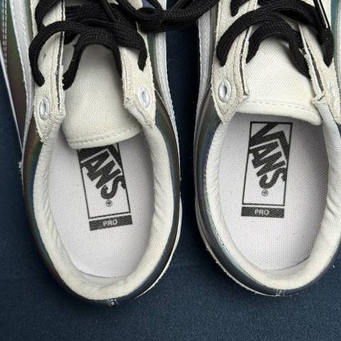 Vans Old Skool Pro Mens 6 Womens 8 Iridescent Silver White Skate Shoes Sneakers photo 6