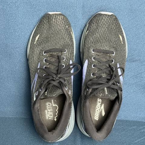 Brooks Ghost 15 Womens Size 11.5 Black Purple Athletic Running Shoes Sneakers photo 3