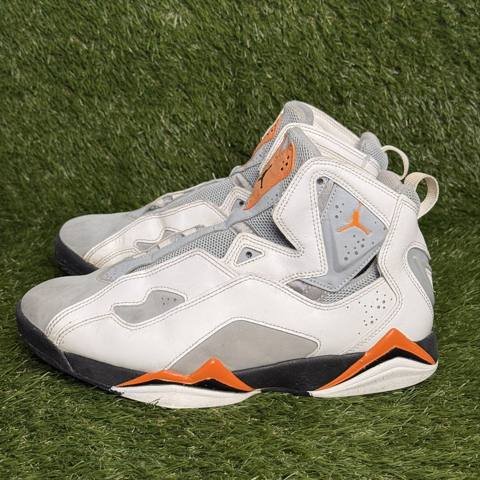 Nike Air Jordan True Flight Mens Size 8.5 White Orange Wolf Grey Sneakers photo 3