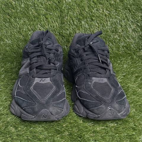 New Balance 9060 Boys Size 12.5 Black Grade School Sneakers Kids Shoes photo 2
