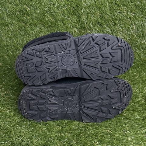UGG Butte II Kids Size 1 Black Waterproof Snow Boots Winter Outdoor 1171210K photo 7