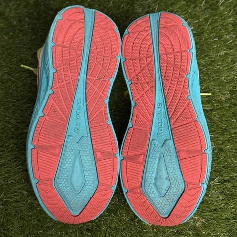 Saucony Hurricane Kids Size 3.5 M White Youth Athletic Running Shoes Sneakers photo 7