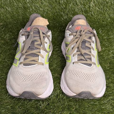 New Balance Fresh Foam X 880v14 Womens Size 9 B Gray Running Walking Shoes photo 2