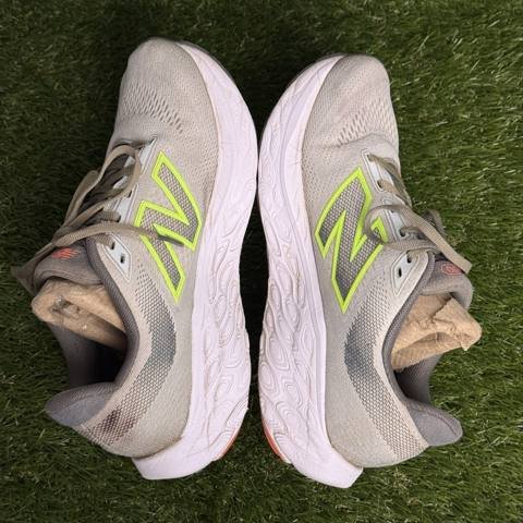 New Balance Fresh Foam X 880v14 Womens Size 9 B Gray Running Walking Shoes photo 5