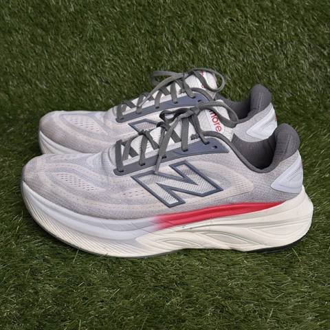 New Balance Fresh Foam X More v6 Mens Size 11 D Gray Beige Running Shoes photo 3
