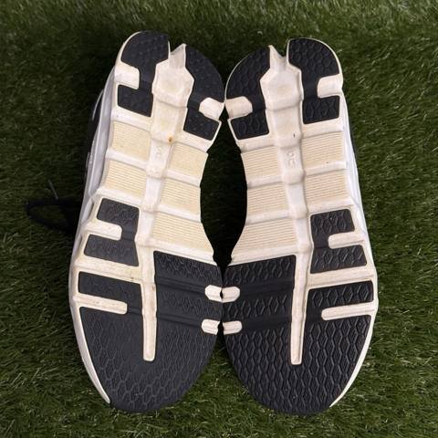 On Cloud Cloudrunner 2 Womens Size 9 Black White Supportive Running Shoes photo 7