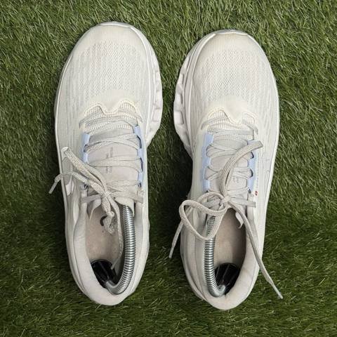 On Cloud Cloudmonster 2 Womens Size 8.5 White Max Cushion Running Shoes Sneakers photo 6