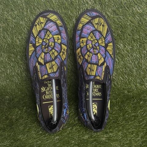 Vans x Disney Nightmare Before Christmas Oogie Boogie Mens Size 11 Slip On Shoes photo 6