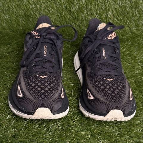Hoka One One Clifton 9 Womens Size 7 B Black Rose Gold Running Shoes 1127896 photo 3