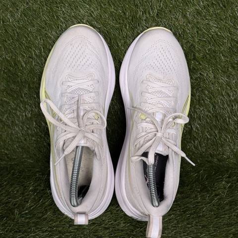 Asics Gel-Pulse 16 Flytefoam Womens Size 7.5 White Running Shoes 1012B755 photo 7