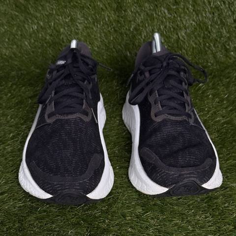 New Balance Fresh Foam X Kaiha RD Mens Size 8 Gray Running Athletic Shoes photo 3