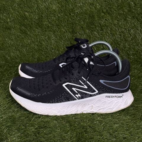 New Balance Fresh Foam X 1080v12 Womens Size 9.5 D Wide Black Running Shoes photo 4