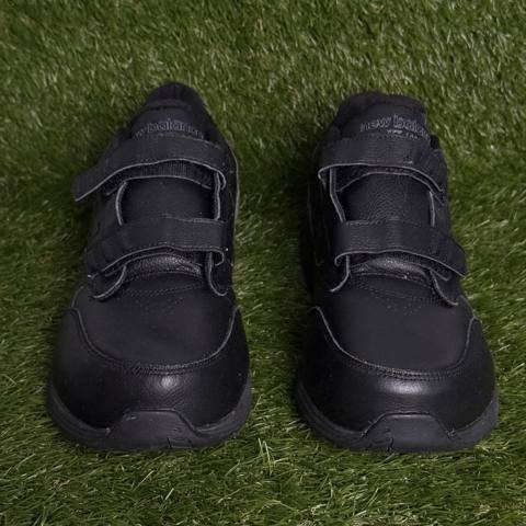 New Balance 928v3 Hook and Loop Mens Size 11 4E Wide Black Walking Shoes photo 3