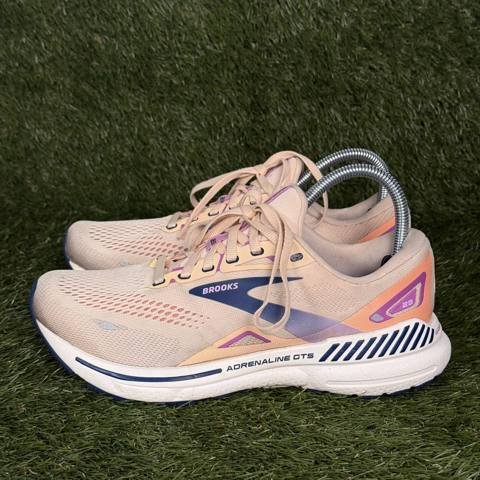 Brooks Adrenaline GTS 23 Womens Size 9 B Beige Support Running Shoes 1203811B795 photo 4