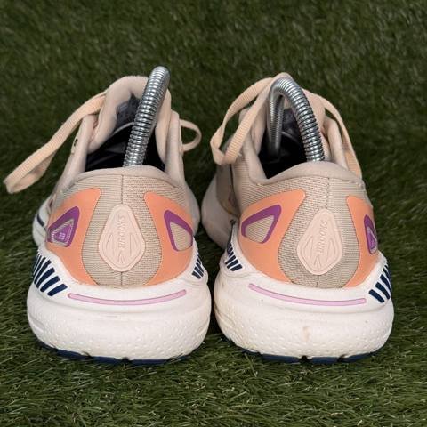 Brooks Adrenaline GTS 23 Womens Size 9 B Beige Support Running Shoes 1203811B795 photo 5