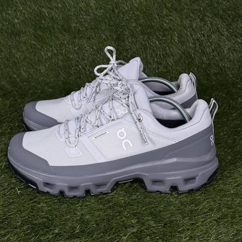 On Cloud Cloudrock Low Waterproof Mens Size 11 Beige Taupe Hiking Shoes photo 3