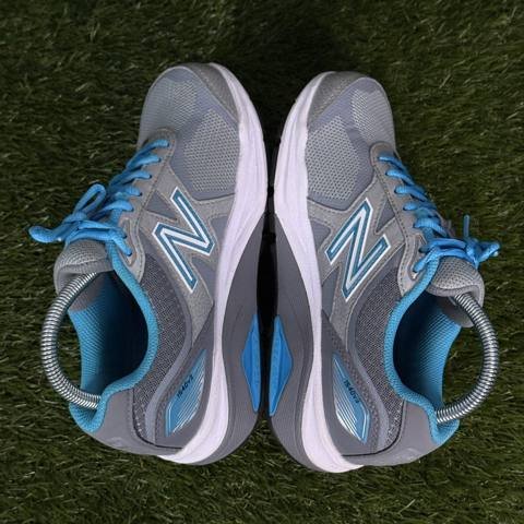 New Balance 1540 V3 Womens Size 6.5 D Gray Blue Mesh Running Shoes W1540SP3 photo 6