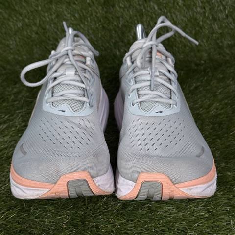 Altra Via Olympus 2 Womens Size 10.5 Gray Peach Max Cushion Road Running Shoes photo 2