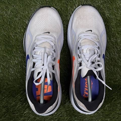 Nike Structure 26 Mens Size 9.5 White Black Blue ReactX Running Shoes HJ1102-004 photo 6