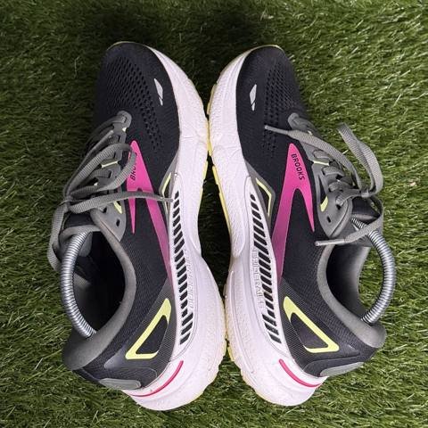Brooks Adrenaline GTS 23 Womens Size 10.5 B Black Pink Yellow Running Shoes photo 5