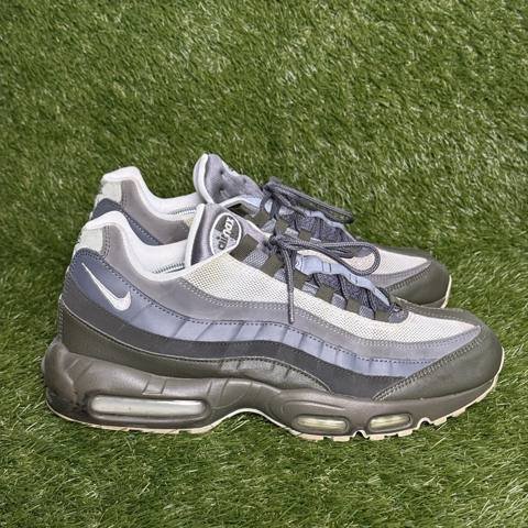 Nike Air Max 95 Essential Mens Size 13 Cargo Khaki Light Bone Shoes 749766-302