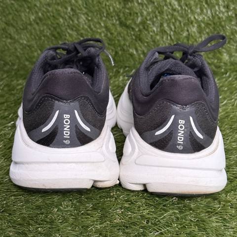 Hoka Bondi 9 Wide Womens Size 6.5 D Black White Max Cushion Running Shoes photo 4