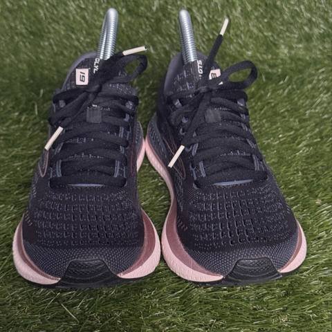 Brooks Glycerin GTS 19 Womens Size 6.5 B Black Pink Cushioned Running Shoes photo 2