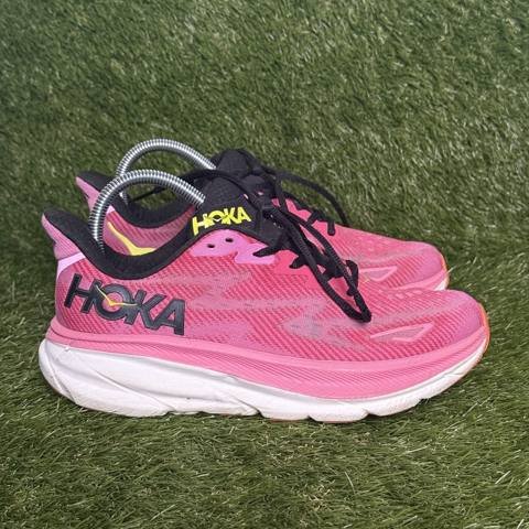 Hoka Clifton 9 Womens Size 8 B Raspberry Pink Cushioned Running Shoes 1127896