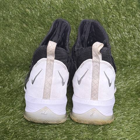 Nike LeBron Soldier 13 Mens Size 12 Black White Basketball Shoes Sneakers photo 4