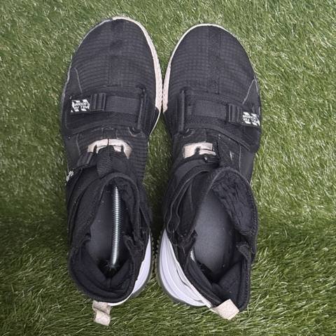 Nike LeBron Soldier 13 Mens Size 12 Black White Basketball Shoes Sneakers photo 6