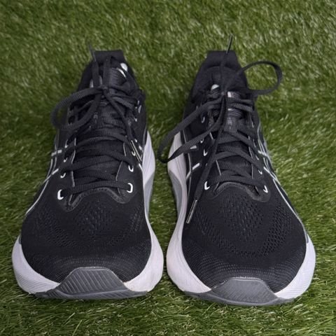 Asics Gel-Kayano 31 Mens Size 12 Black White Stability Running Shoes 1011B867 photo 2