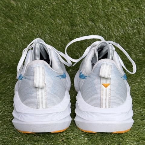 Asics Novablast 5 Mens Size 9 White Blue Orange Cushioned Running Shoes 1011B974 photo 4