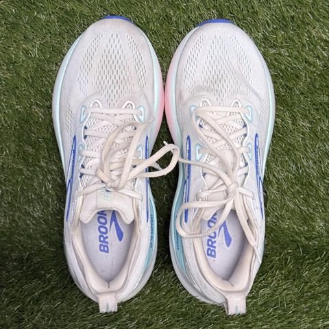 Brooks Glycerin GTS 22 Womens Size 11 B Cream Blue Pink Support Running Shoes photo 6
