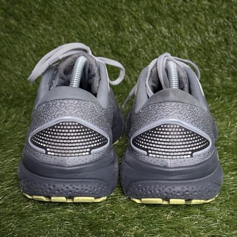 Brooks Ghost 16 Mens Size 10.5 D Gray Yellow Cushioned Running Shoes 1104181D040 photo 4