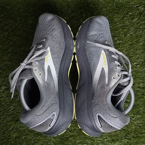 Brooks Ghost 16 Mens Size 10.5 D Gray Yellow Cushioned Running Shoes 1104181D040 photo 5