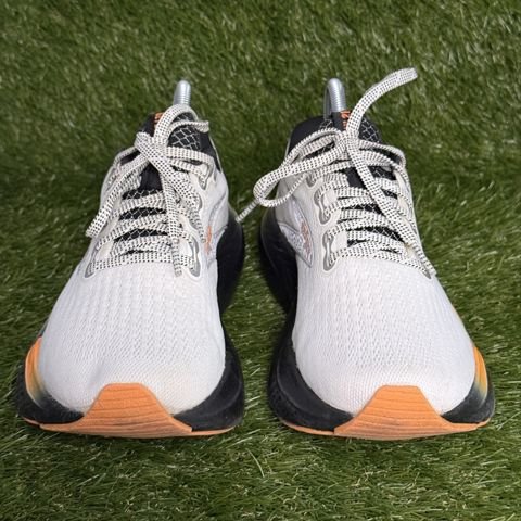 Brooks Glycerin 21 Womens Size 9 B White Orange Black Cushioned Running Shoes photo 2