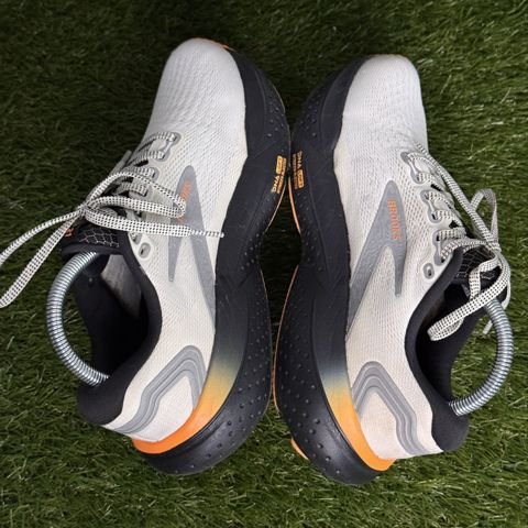 Brooks Glycerin 21 Womens Size 9 B White Orange Black Cushioned Running Shoes photo 5