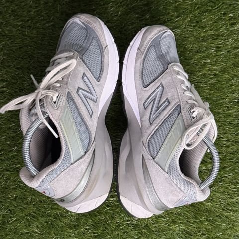 New Balance 990v6 Womens Size 9 Grey Made in USA Cushioned Running Shoes photo 5