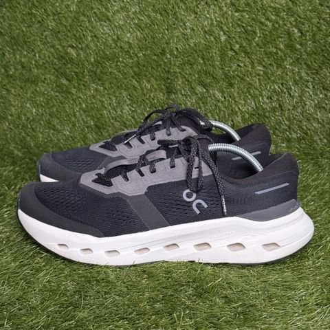 On Cloudrunner 2 Mens Size 11.5 Black White Supportive Running Shoes photo 3