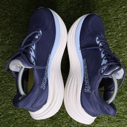 Saucony Triumph 24 Womens Size 10 Wide Navy Max Cushion Running Shoes S10994 photo 5