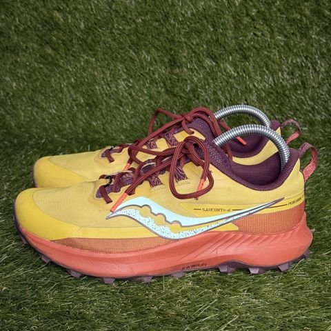 Saucony Peregrine 13 Womens Size 9 Yellow Coral Trail Running Shoes S10838-35 photo 3