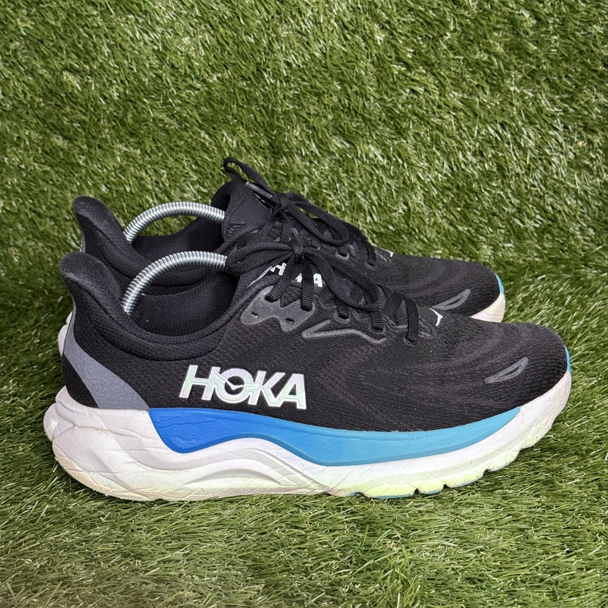 Hoka Arahi 8 Mens Size 9.5 D Black Blue Stability Running Shoes 1168690