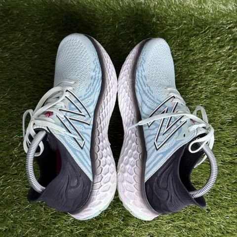 New Balance Fresh Foam Womens Size 7-8 Light Blue Running Shoes See Photos photo 5