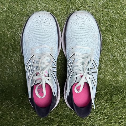New Balance Fresh Foam Womens Size 7-8 Light Blue Running Shoes See Photos photo 6