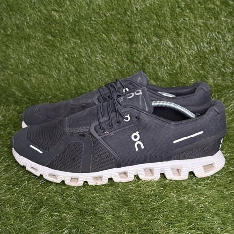 On Cloud 5 Mens Size 13 Black Lightweight Running Walking Shoes photo 3