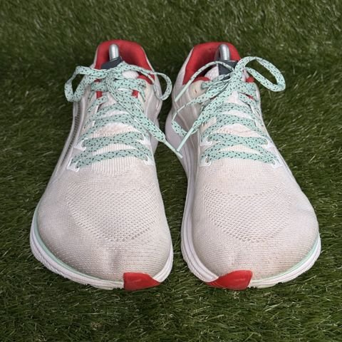 Altra Escalante 3 Womens Size 11 White Red Mint Zero Drop Running Shoes photo 2