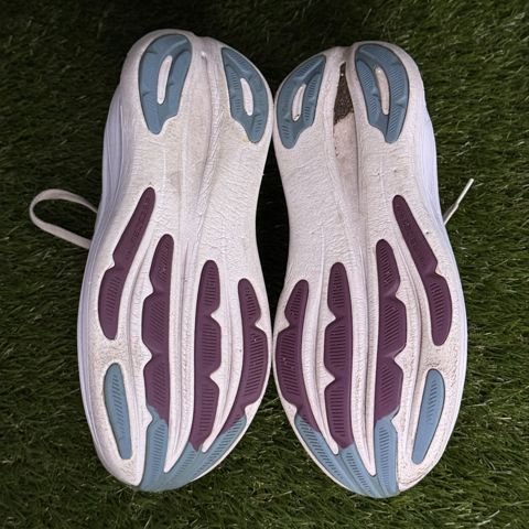 Asics Gel-Nimbus 28 Womens Size 8 Wide White Lilac Running Shoes 1012B917 photo 7